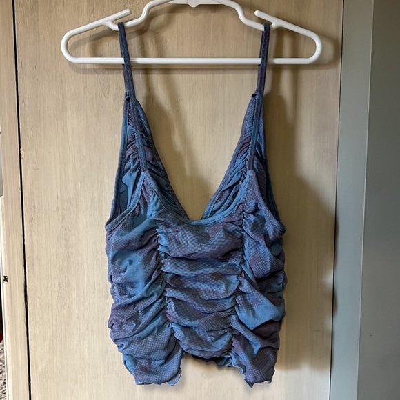 Blue crop top - Picture 2 of 3